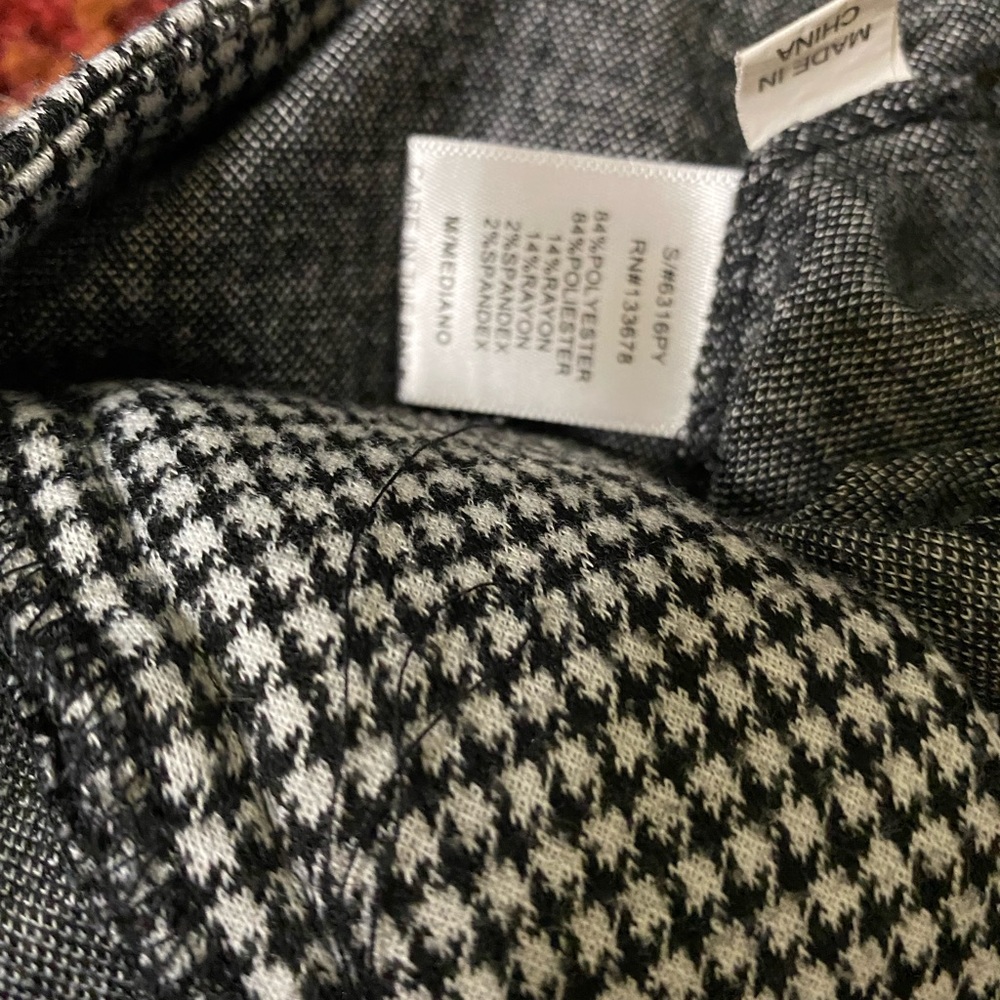Pants - Picture 4 of 6